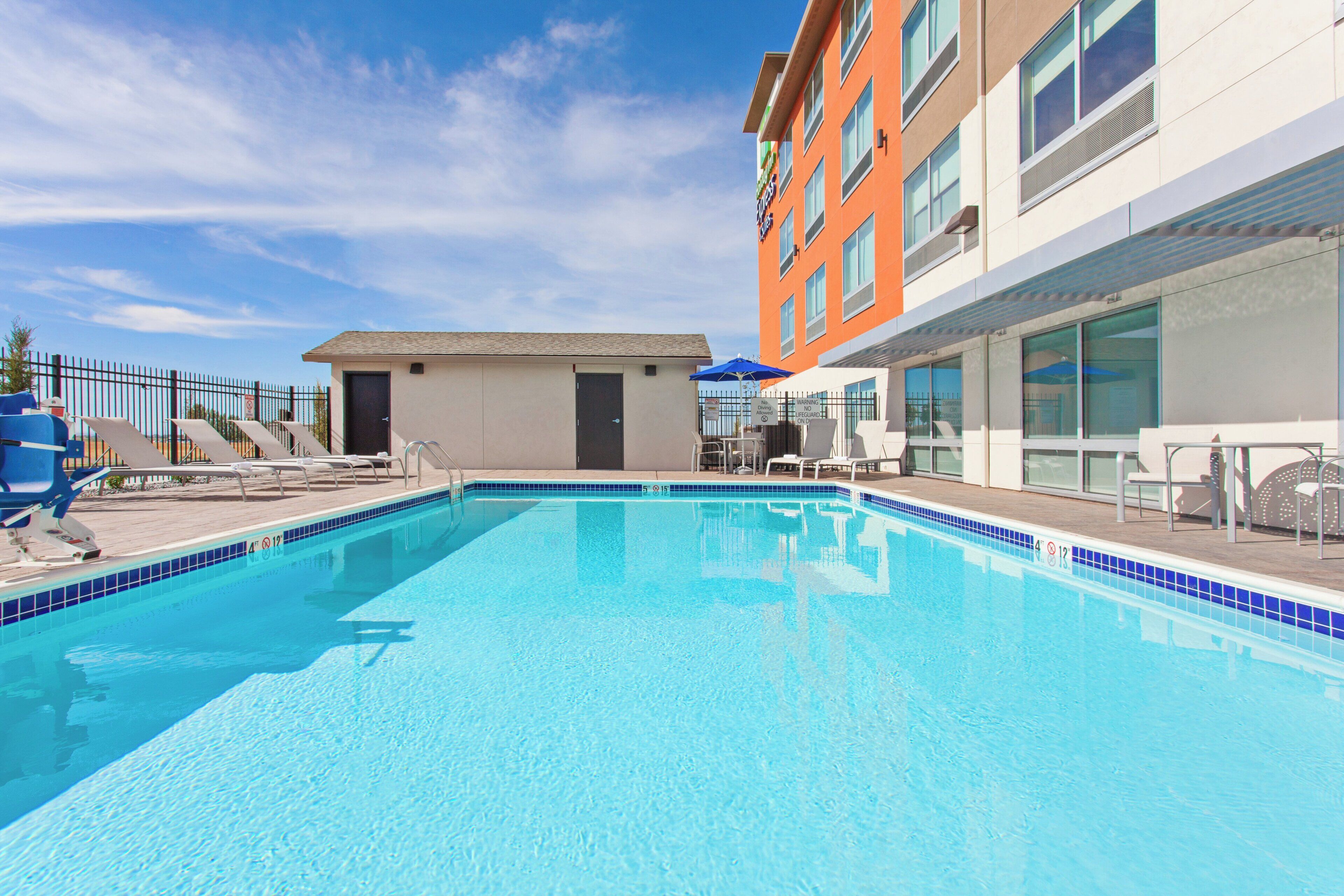 Seasonal outdoor pool