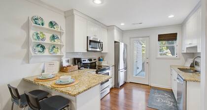 *PROFESSIONALLY CLEANED COASTAL • Beach Chic Coastal Villa! Clean w/ Large Yard!