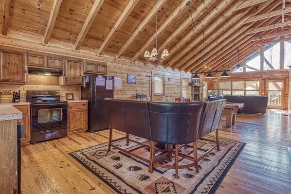 Interior - Always and Forever-Hot Tub, Arcade, Near the Parkway! (Pigeon Forge)