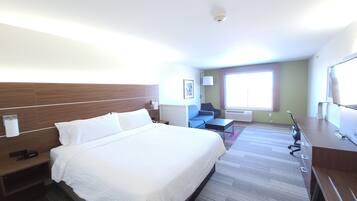 Premium bedding, pillowtop beds, in-room safe, individually furnished