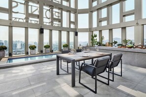 Penthouse, 1 King Bed, City View (Balcony)