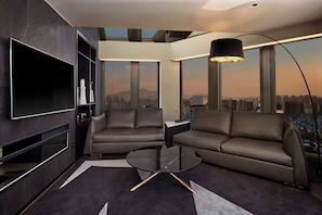 Penthouse, 1 King Bed, City View (Balcony) | Living room | LCD TV - Four Points by Sheraton Seoul Gangnam (Seoul)
