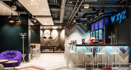 Sky Loft Hotel by Rixwell