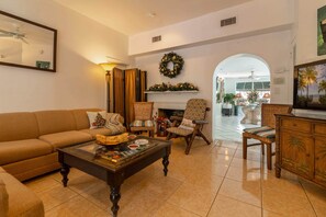 Room - Suite Dreams Inn by the Beach (Key West)