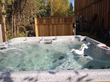 Bañera de hidromasaje exterior