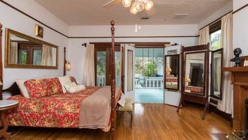 Luxury Room, Ensuite (Herlong Suite) | Bed sheets