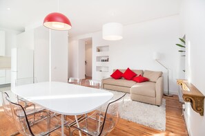 Superior Apartment, 2 Bedrooms | Ruang tamu