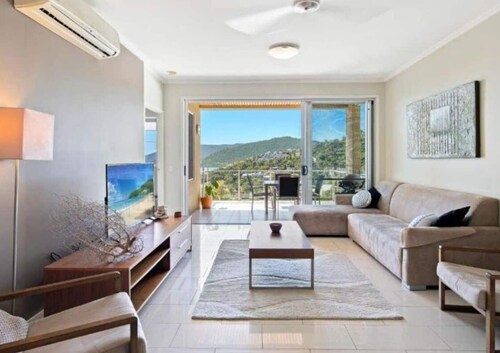 Amazing Ocean Views Pool | Award Winning Location