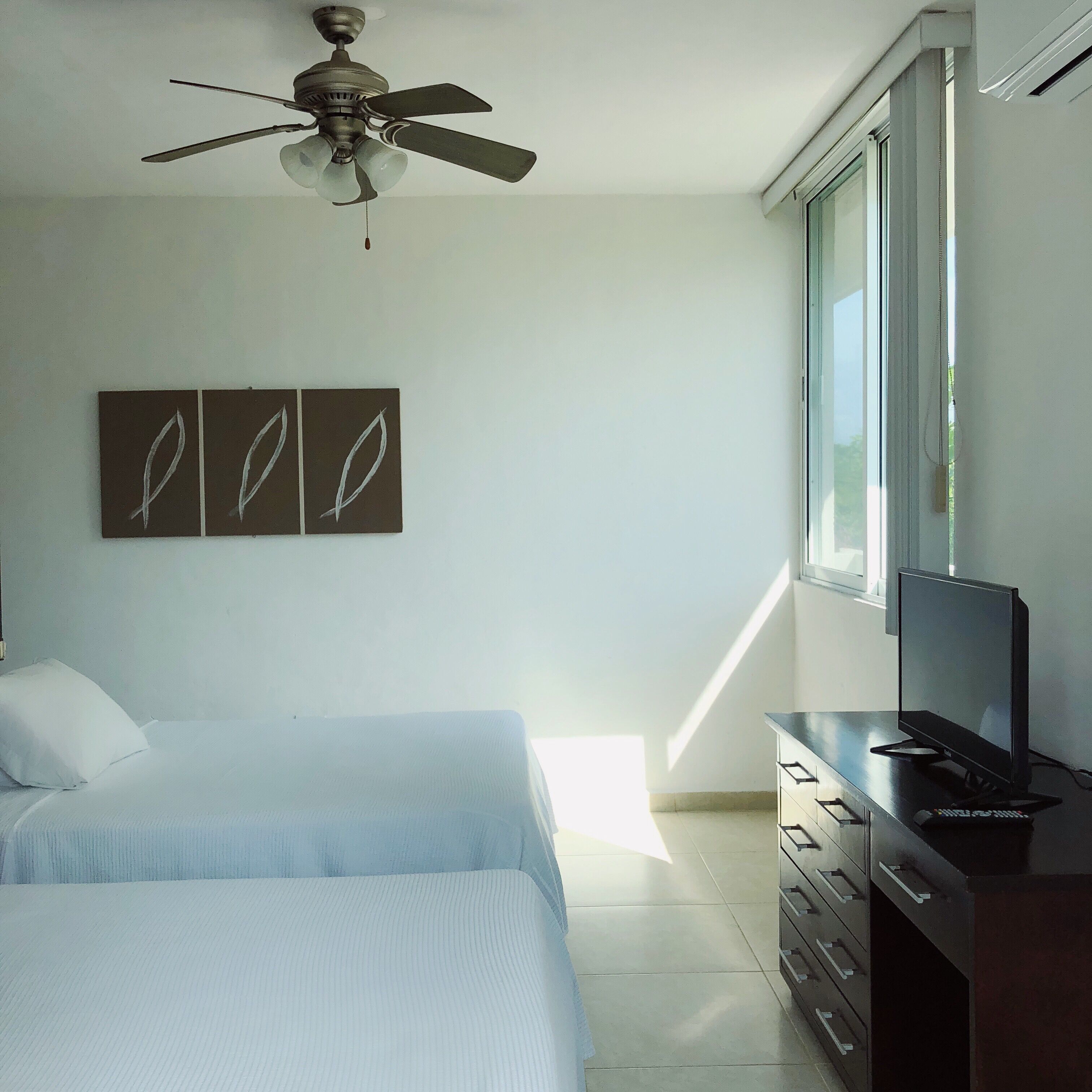 2 quartos, ferros/tábuas de passar roupa, Wi-Fi de cortesia