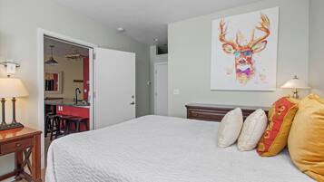1 bedroom, desk, iron/ironing board, free WiFi
