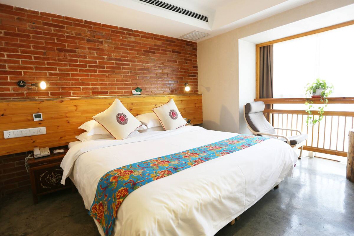 Suite de diseñador | Escritorio, cortinas blackout y wifi gratis
