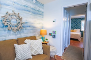 Unclassified image, 4 of 47, button