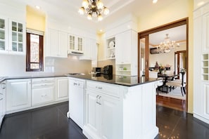 4 Bedrooms Luxury Villa with Ocean View | Private kitchen | Fridge, microwave, oven, stovetop