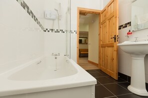 Hair dryer - Ard Na Mara 4 bedroom house VRBO (Aughacasla)