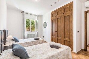 4 quartos, Wi-Fi, roupa de cama