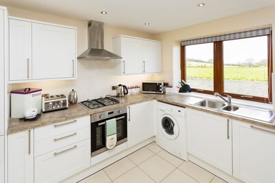 carribber cottages set in beautiful countryside  Linlithgow 15 minutes by car