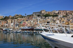 Marina - Carabollace Estate - Mistral (Sciacca)