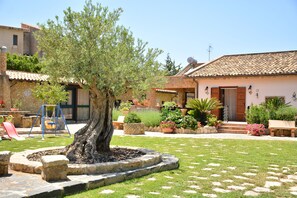 Property grounds - Carabollace Estate - Mistral (Sciacca)