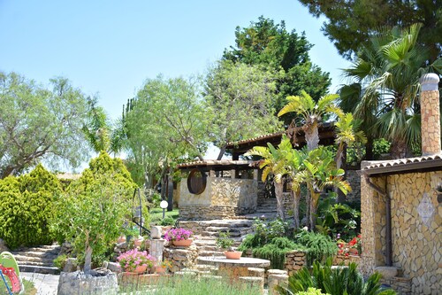 Carabollace Estate - Mistral