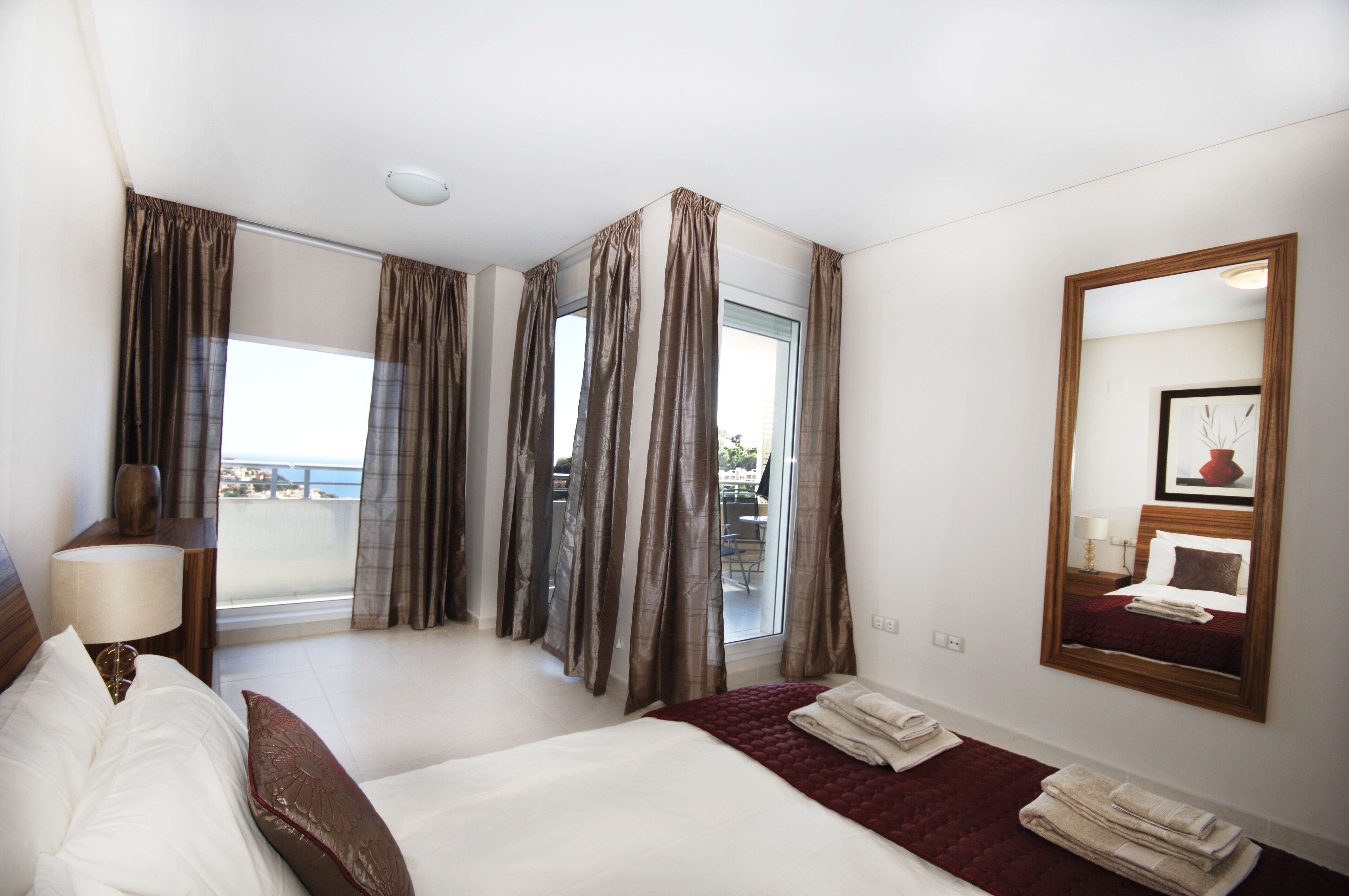 2 chambres, fer et planche à repasser, lit parapluie, Wi-Fi gratuit