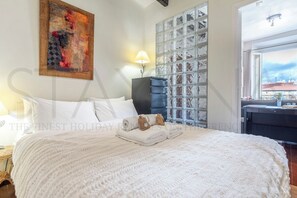 1 Schlafzimmer, Bügeleisen/Bügelbrett