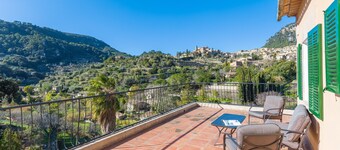 CASA MIRANDA - Chalet with terrace in Valldemosa. Free WiFi