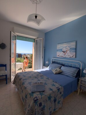 1 Schlafzimmer, Bügeleisen/Bügelbrett, Reisekinderbett, kostenloses WLAN
