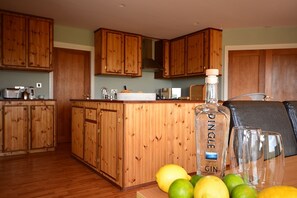 Interior - Feohanagh Sands 4 bedroom house VRBO (Dingle Peninsula)