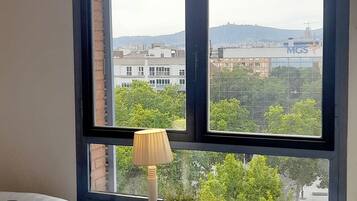 4 habitaciones, tabla de planchar con plancha y wifi gratis