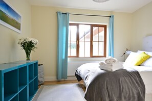 3 Schlafzimmer, Bügeleisen/Bügelbrett, WLAN, Bettwäsche