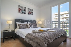 2 Schlafzimmer, Bügeleisen/Bügelbrett, Internetzugang, Bettwäsche