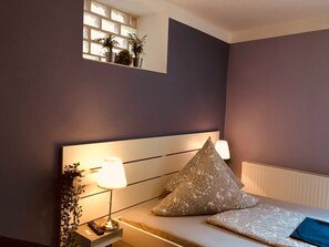 Unclassified image, 3 of 36, button