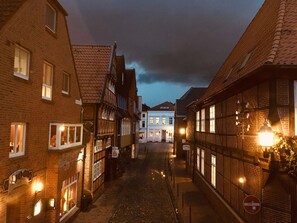 Unclassified image, 3 of 35, button