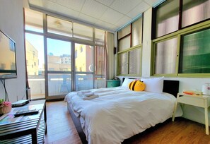 Habitació doble estàndard, 1 llit doble | Cobrellits, cortines opaques, wifi gratuïta i roba de llit