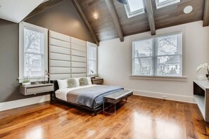 3 Schlafzimmer, Schreibtisch, Bügeleisen/Bügelbrett, kostenloses WLAN