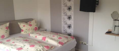 1 habitación, wifi y ropa de cama