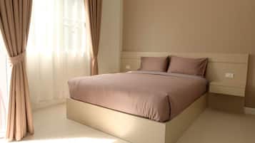 Standard Double Room | 書桌、遮光窗簾/窗簾、免費 Wi-Fi、床單
