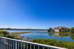 Nicht klassifiziertes Bild, 2 von 49, Schaltfläche