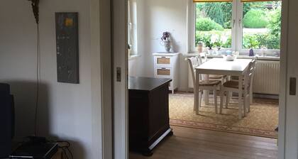 Romantisches Ferienhaus freistehend auf großem Grundstück