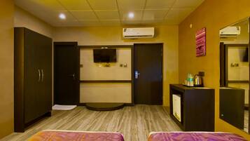 Luxury Double or Twin Room, City View | View from room