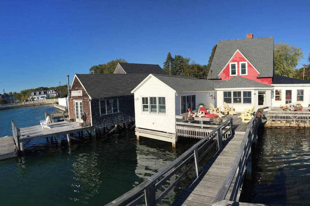 EXPERIENCE MAINE. No metric for a unique over the water indulgence. LIVE IT UP!!