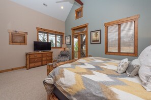 4 bedrooms, free WiFi, bed sheets