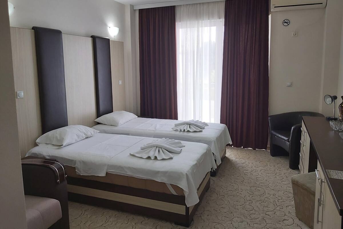 Twin Room, Terrace