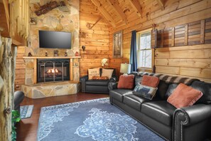 Televisión, chimenea, videojuegos y futbolito