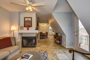 Smart TV, reproductor de DVD, videoteca y estéreo 