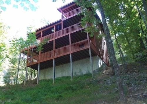 WIE AUF HGTV LOG CABIN LVING $ 125 GESEHEN. 00 SPIELRAUM 