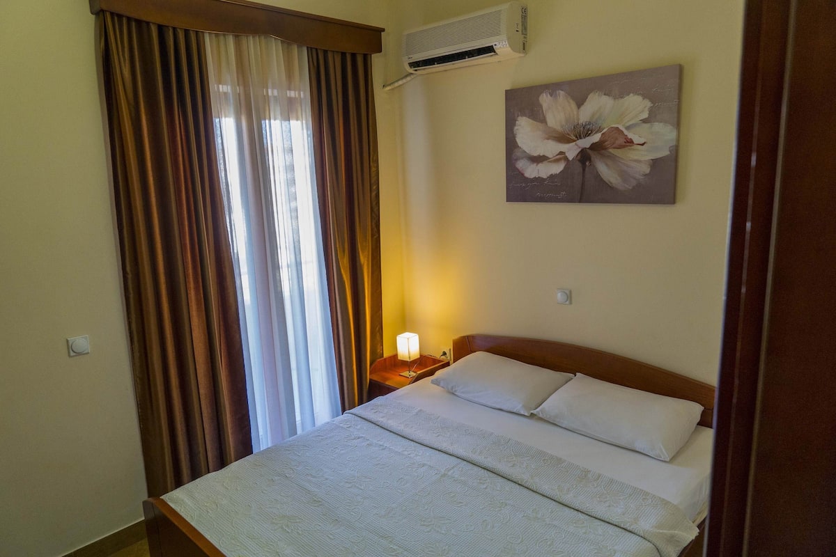 1 habitación, minibar, escritorio y cunas gratuitas