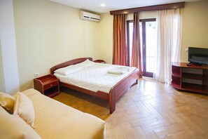 Duplex, Terrace (9) | 1 bedroom, minibar, desk, free cribs/infant beds - Apartments Nilaj (Ulcinj)