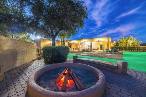 Scottsdale Luxury - Newly Remodeled: "Private Equestrian / Golf Oasis Awaits”