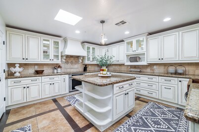 Scottsdale Luxury - Newly Remodeled: "Private Equestrian / Golf Oasis Awaits”